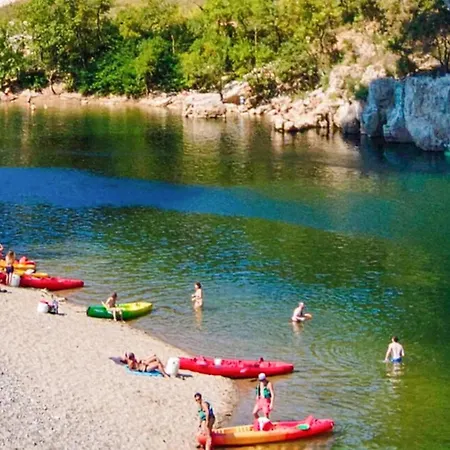 In Les Plans 펜션 *